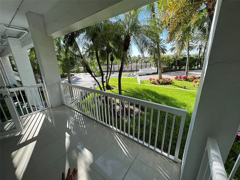 10275 Collins Ave #112 — Photo 15
