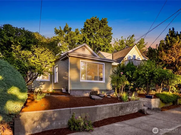 6542 Greenwood Avenue N, Seattle, WA 98103