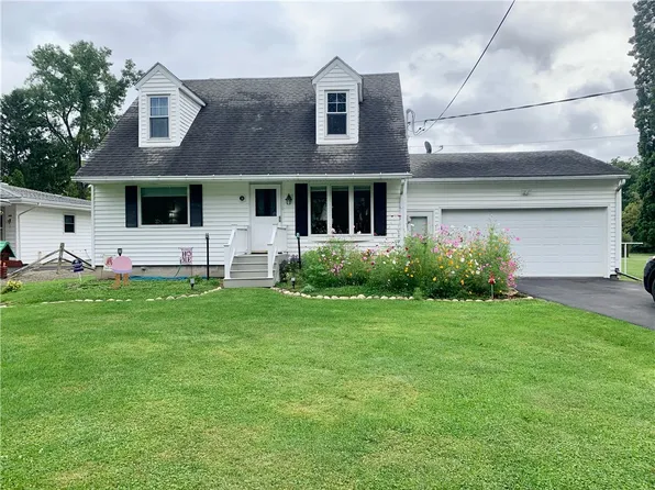 34 S Church St, Nunda, NY 14517