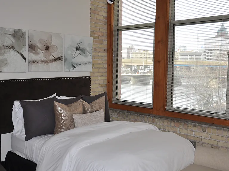 249 N Water St — Photo 10
