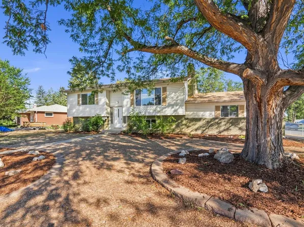 1315 Redwood Dr, Loveland, CO 80538