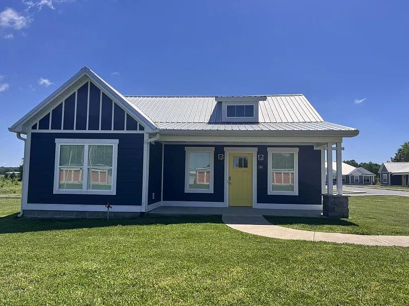 1st image of 19 Trufollia Ln