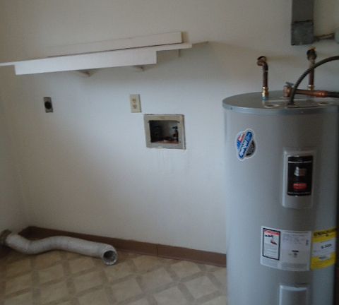 5th image of 106 N Holmen Dr APT 2