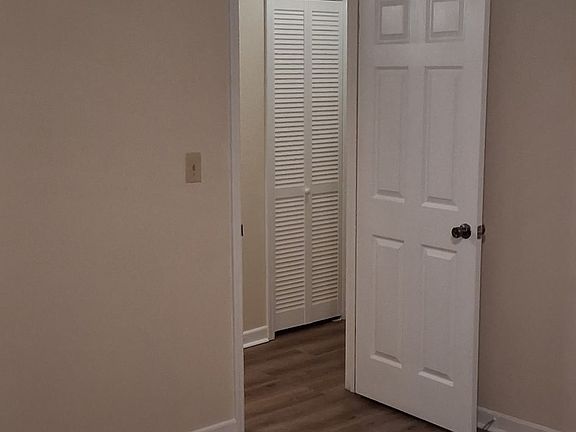 4th image of 136 Highland Park Dr #140