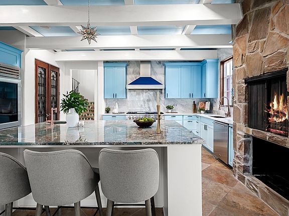 5th image of 203 Bella Riva Dr