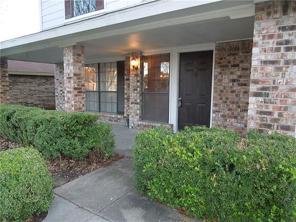 2nd image of 3129 Woodlark Dr