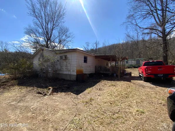 131 Abbie Ln, Clinton, TN 37716