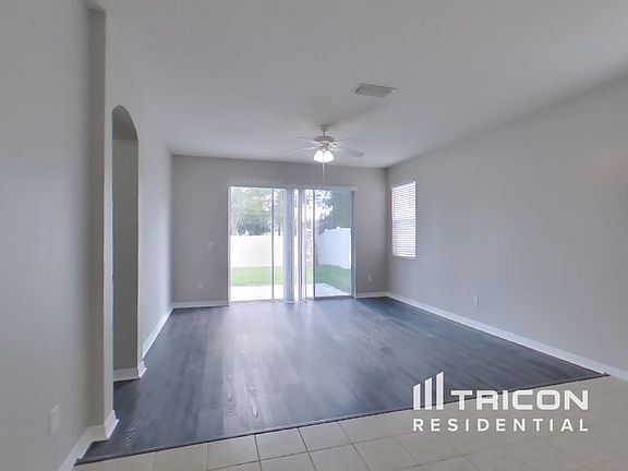 3rd image of 11256 Creek Haven Dr