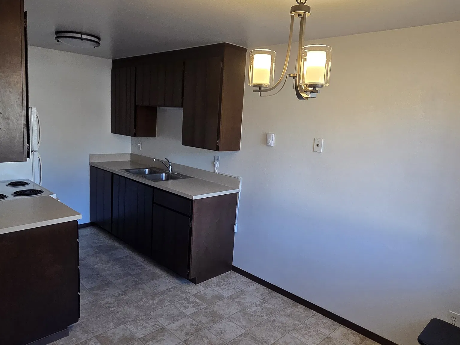 1 bed, 560 sqft, $1,100 — Photo 2