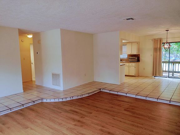 3rd image of 5403 Drinkard Dr #1