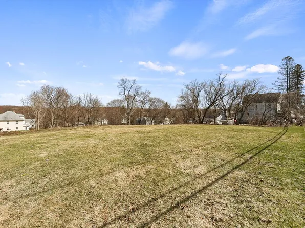 0 Onota St, Pittsfield, MA 01201