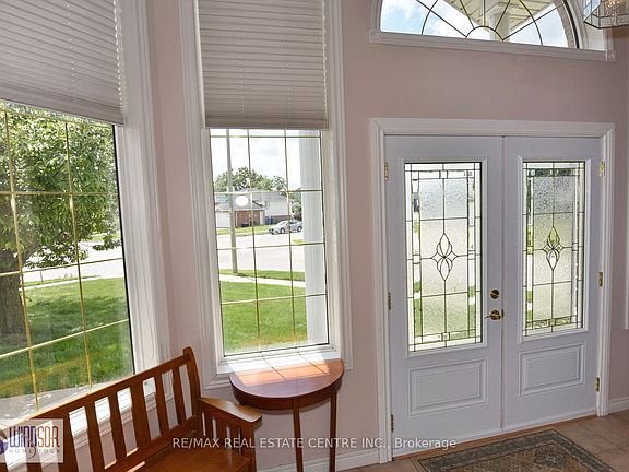 4th image of 3602 Holburn St
