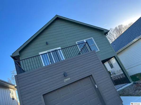 2909 Parker St, Omaha, NE 68111