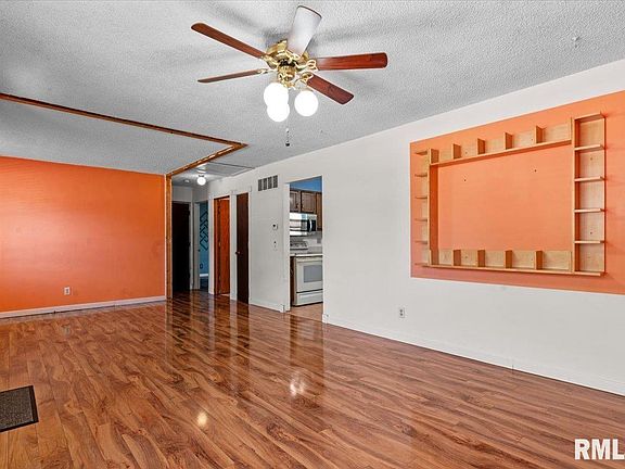 5th image of 3006 Sandgate Rd