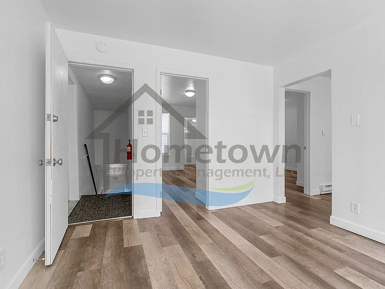 510 N 4th St — Photo 13