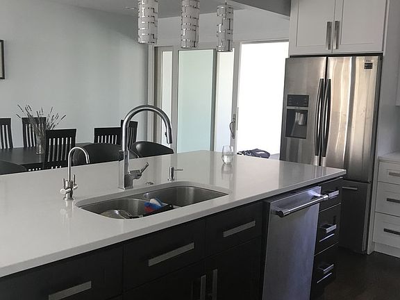 4th image of 148 Maple Ave