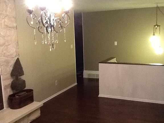 2nd image of 2386 E Edgemoor Dr