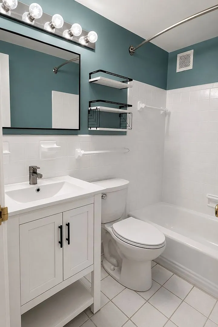 Bright & Spacious 1 Bdrm w/Utilities Included & Parking Avail- River Towers Condos — Photo 4