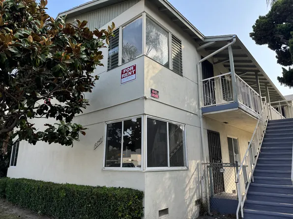 10752 California Ave APT D, Lynwood, CA 90262