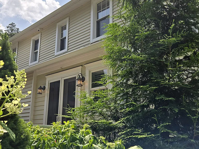 189 Henry St #A — Photo 27