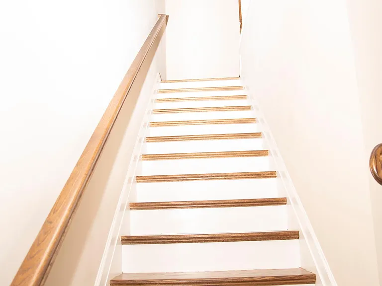 2630 Portbury Pl NE — Photo 9