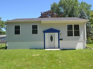 518 Gentle Breeze Ter, Carpentersville, IL