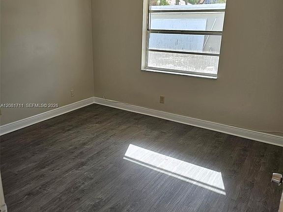2nd image of 2302 Johnson St APT 3