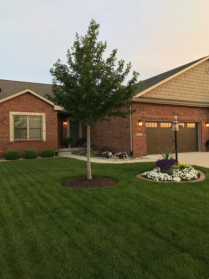 1621 Delane Dr photo 1