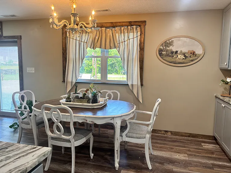 20516 London Rd — Photo 12