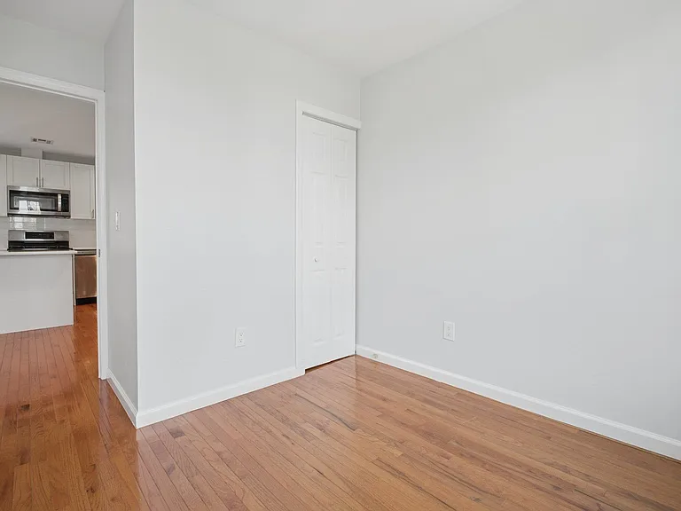 240.5 South St #4 — Photo 10