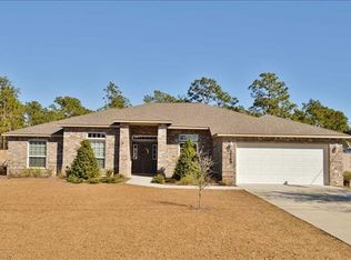 2168 Smallwood Dr, Navarre, FL 32566