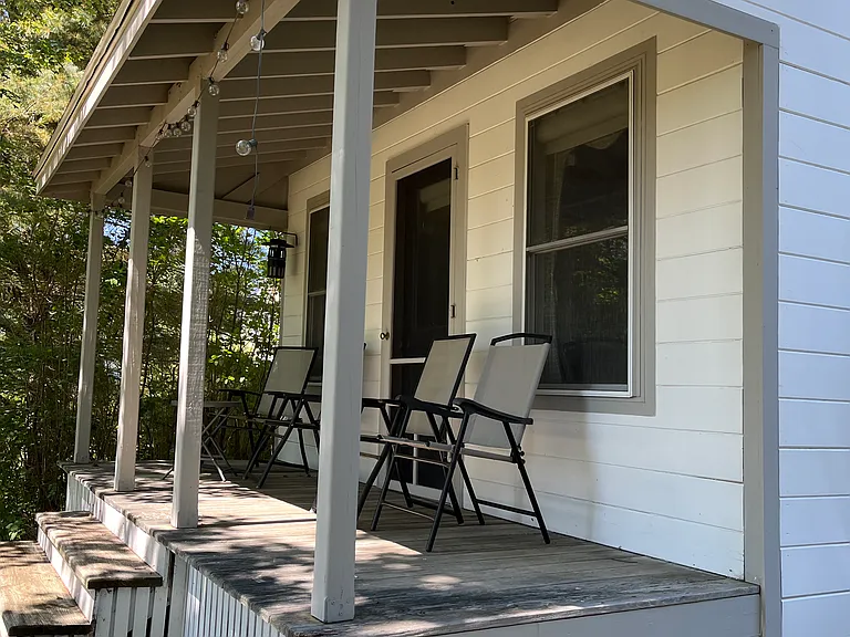 Outdoor cabin has ample seating to share.