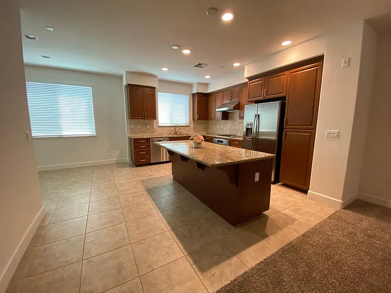 5207 S Esprit Loop — Photo 3