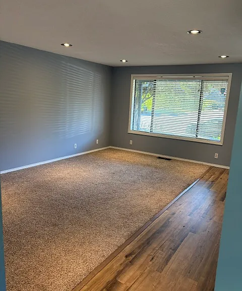 1154 SW Goucher St #1154 — Photo 3