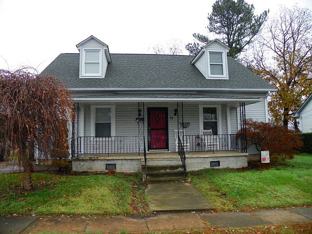 1st image of 13 Glen Oak Dr