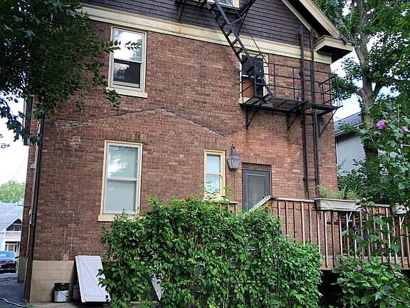 4th image of 3721 Drakewood Dr