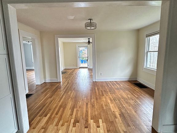 4th image of 100 Bradley St