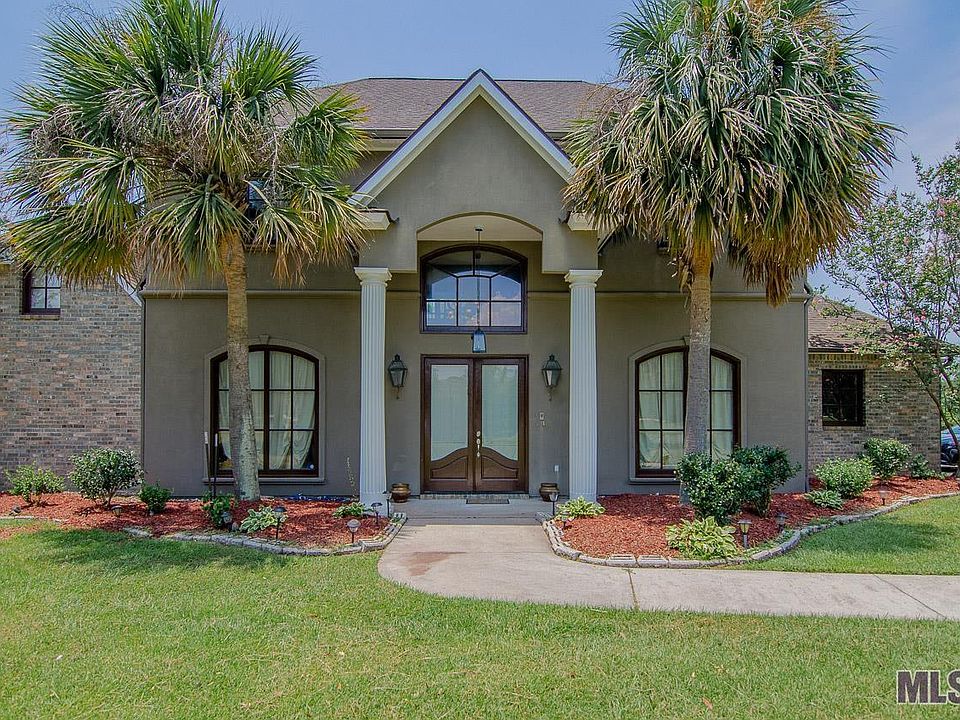 1st image of 18769 Bienville Ct