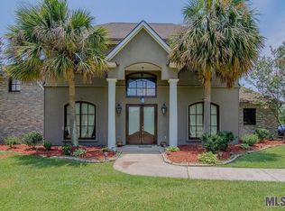 18769 Bienville Ct, Prairieville, LA 70769