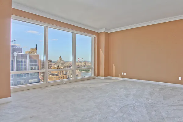 Rented by Sotheby's International Realty | media 23