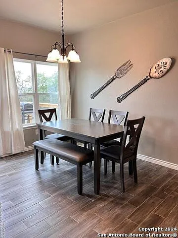 3 bed, 2.0 bath, 1386 sqft, $2,200 — Photo 3