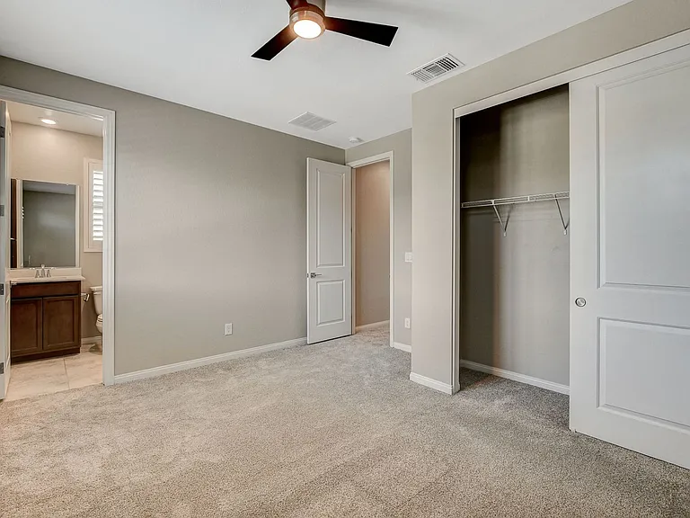 4124 Elegant Chateau St — Photo 56