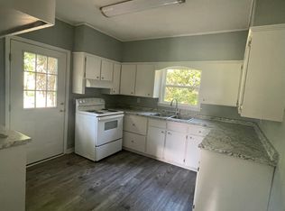 602 S Tillman St, Glennville, GA 30427