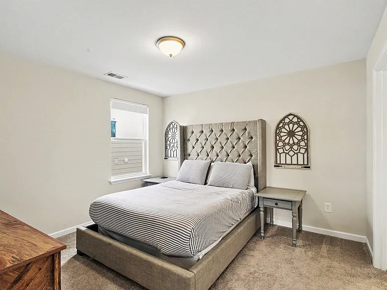 1088 Indigo Aly — Photo 22