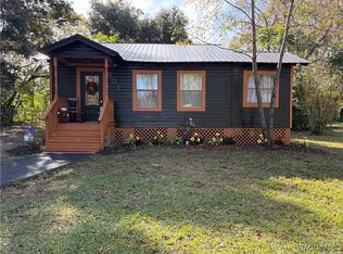 601 W Dampier St, Inverness, FL 34450