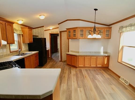 3rd image of 7554 Clemenson Dr