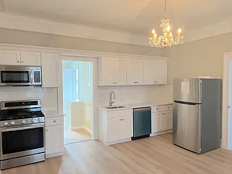 Rented by REALTY QUEST NEW YORK INC