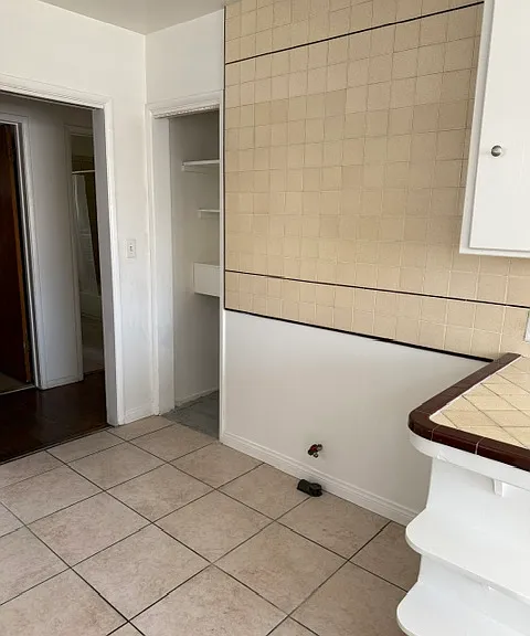 2512 W Alhambra Rd #1/2 — Photo 10