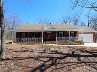 934 Beamguard Rd, Clover, SC 29710