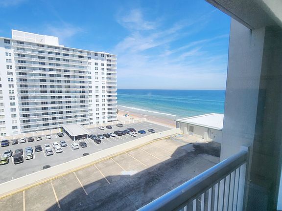 5th image of 2700 Atlantic Ave #918